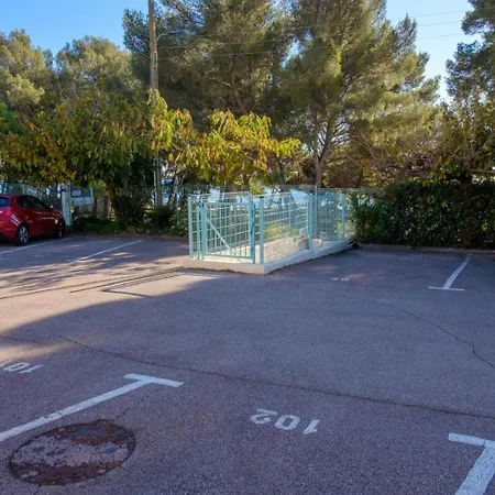 Bright Close To The In Apartmán Roquebrune-sur Argens